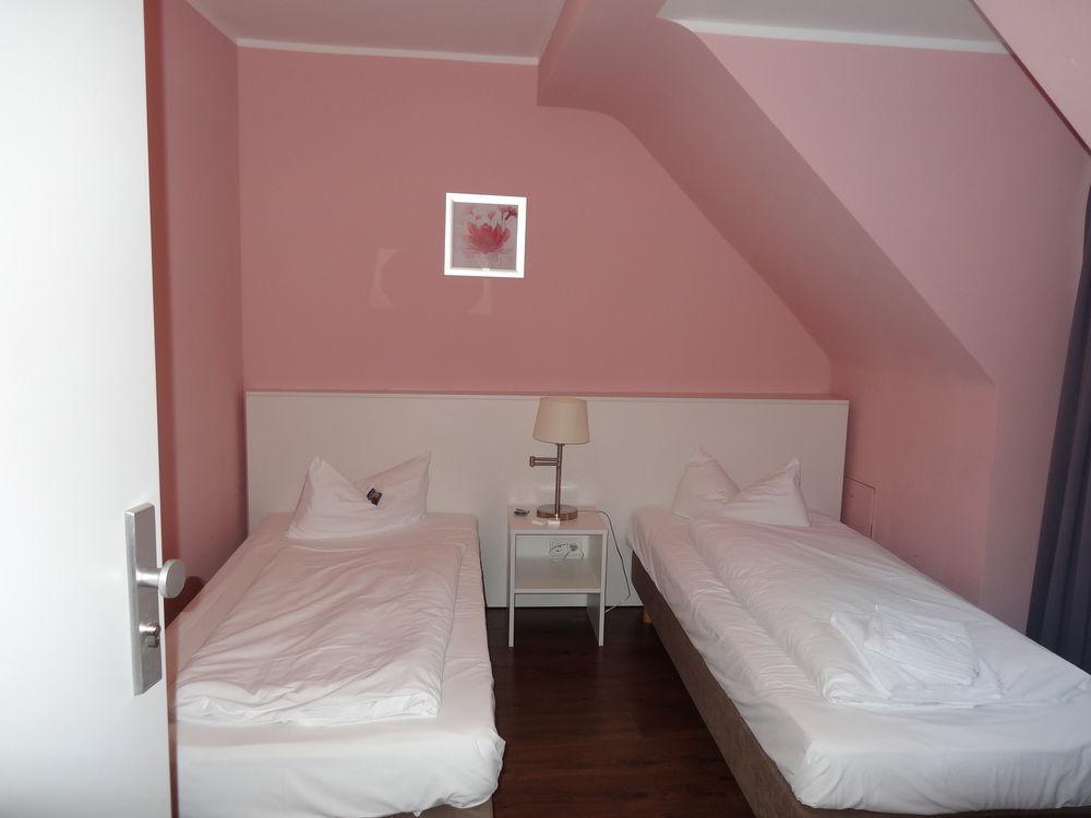 Barcelona Hotel 2*